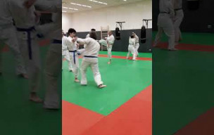 Karaté - enchainement techniques